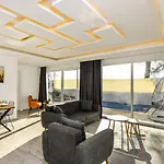İslamlar 1 Bedroom Secluded With Private Pool Hot Tub קלקן