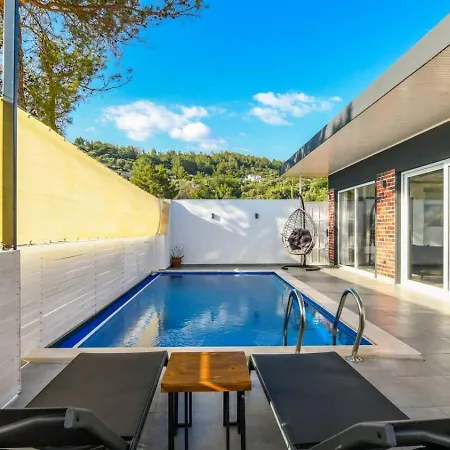 Villa İslamlar 1 Bedroom Secluded With Private Pool Hot Tub *