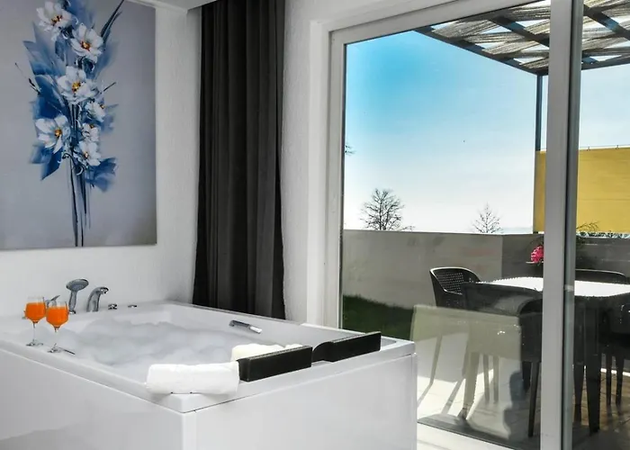 İslamlar 1 Bedroom Secluded With Private Pool Hot Tub